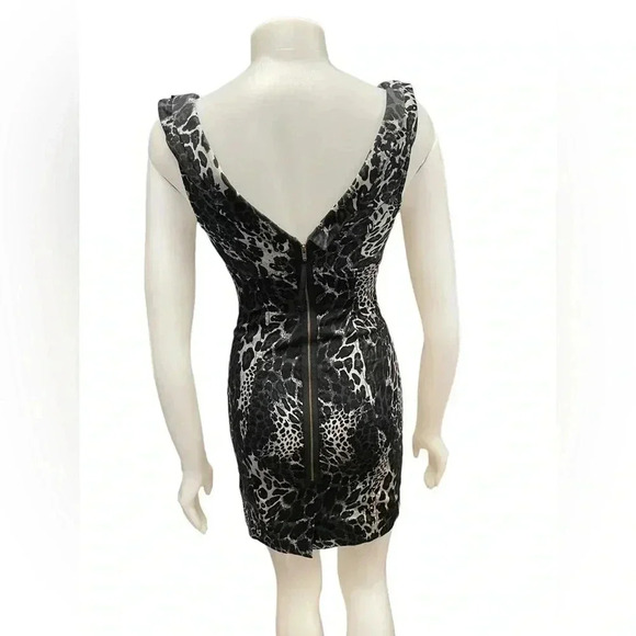 Guess Los Angeles Stretch Mini Animal Print Sleeveless Dress Size Small - Picture 5 of 11
